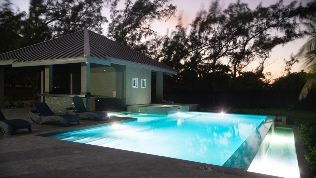 Soak'D Pineapple Villa Berrydale Екстер'єр фото